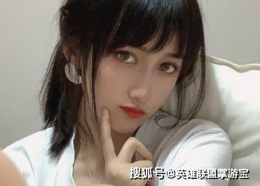 网络吃瓜事件女,揭开女生背后的真相与争议