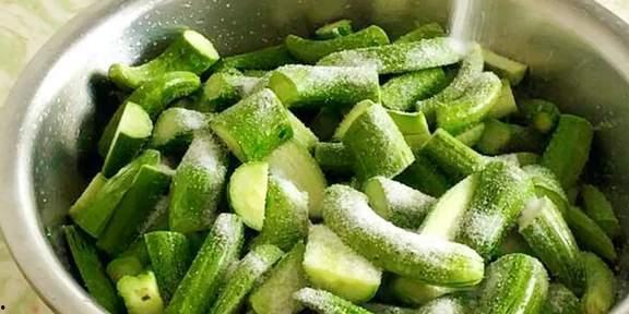 腌制瓜怎么吃,腌制瓜的多样食用方法与创意搭配