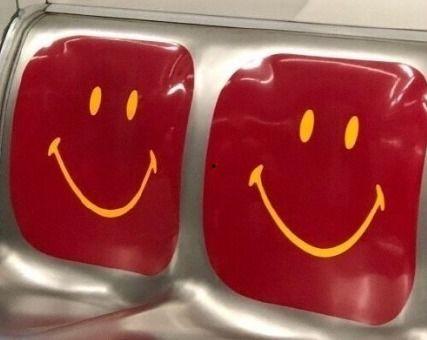 明星吃瓜文案搞笑,笑料百出，瓜田里的欢乐盛宴